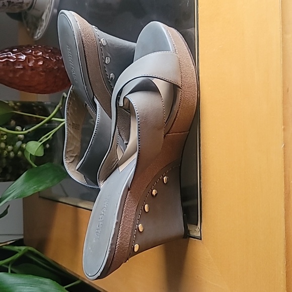 Michael Kors Leather Stud Wedges - Picture 3 of 11